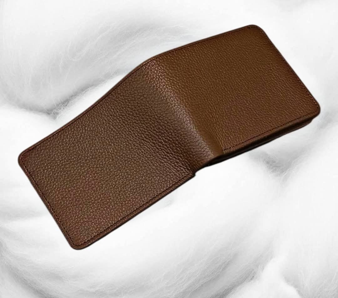 Timeless Handmade Brown Leather Wallet – Durable Stitching & Sleek Design
